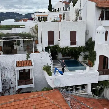 Castle81homes Blue - Sea View House 公寓 马尔马里斯